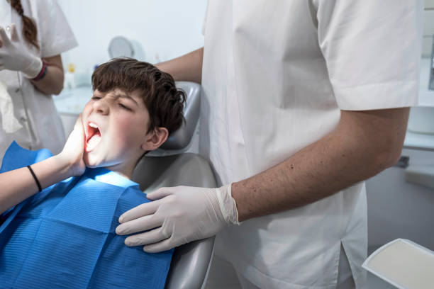 Best Emergency Gum Pain Relief  in Jourdanton, TX